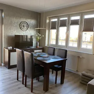 https://apartament-zielone-tarasy-9c.kolobrzeghotels.com