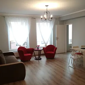 https://apartament-bj.poznan-hotels.com