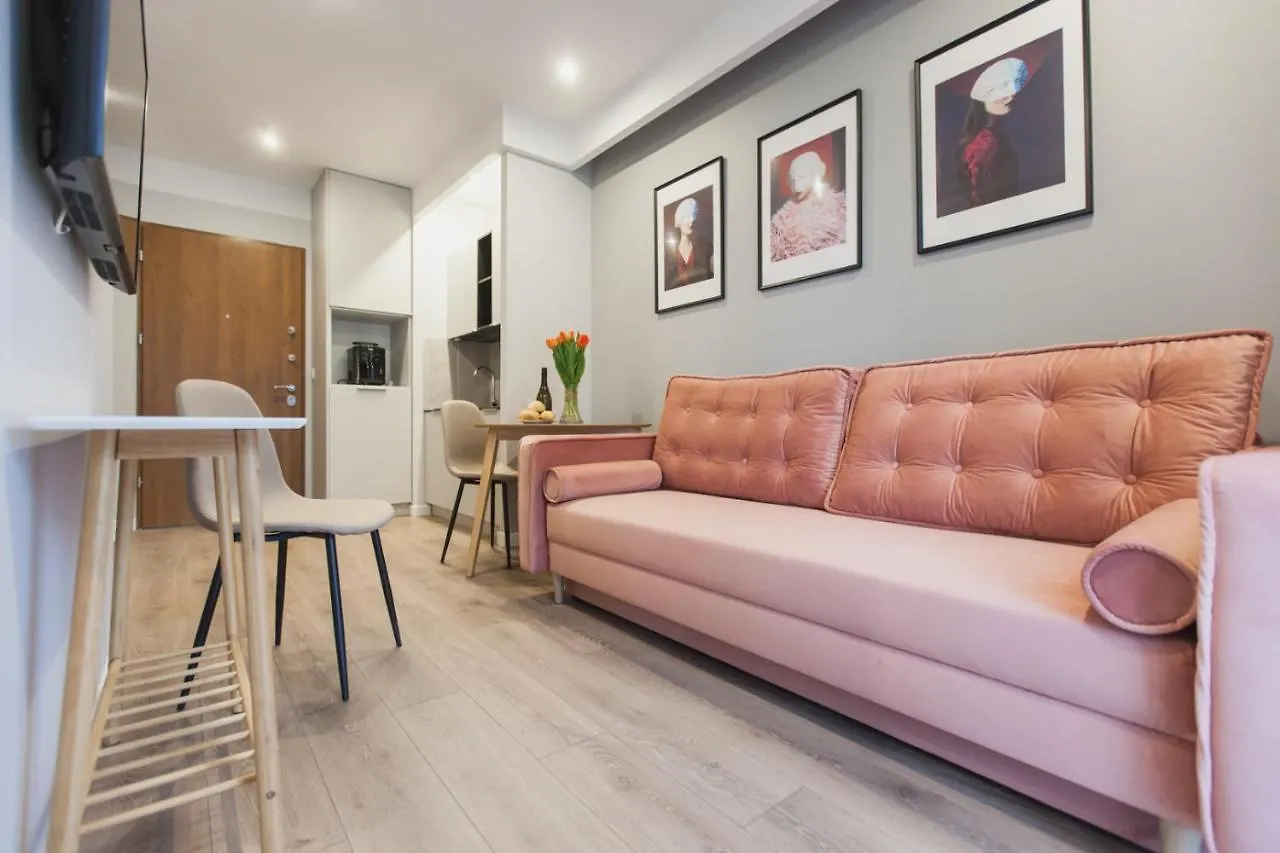 *** Aparthotel City Break Atelier Praga Apartamenty Warschau Polen